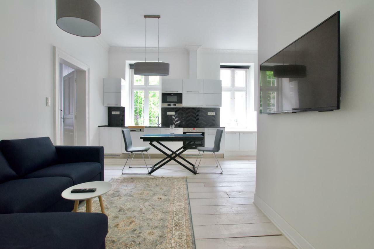 Luxury Apartment By Hi5 - Oktober 6 Street Будапеща Екстериор снимка